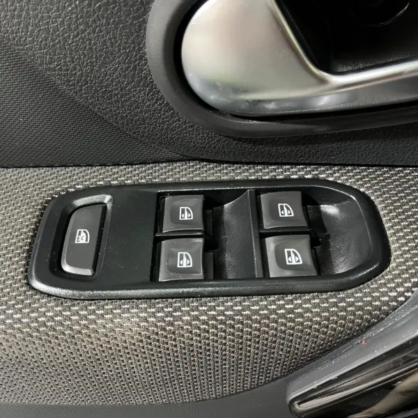 RENAULT SANDERO ZEN MT 1.6CC 2022**