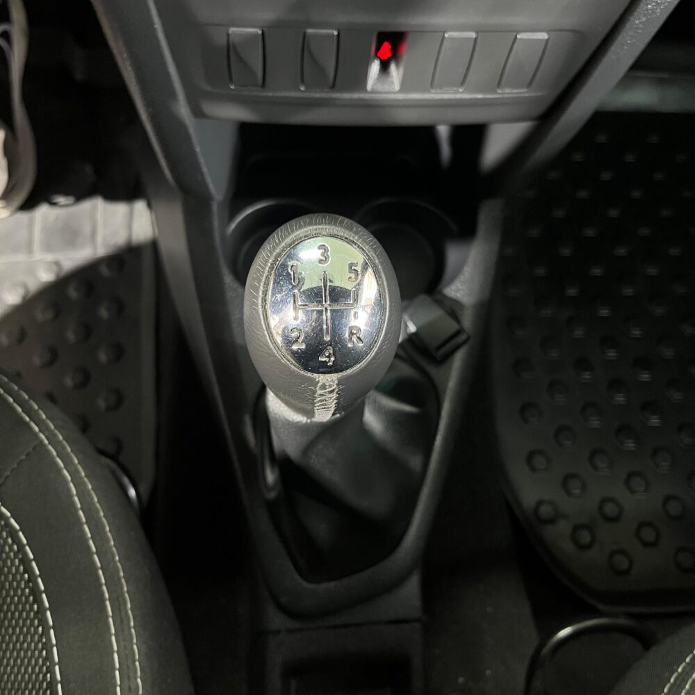 RENAULT SANDERO ZEN MT 1.6CC 2022**: imagen 14