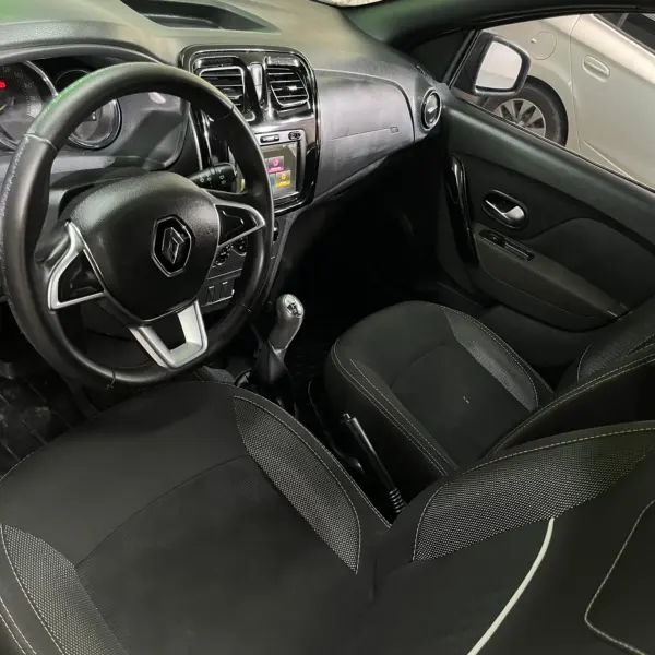 RENAULT SANDERO ZEN MT 1.6CC 2022**
