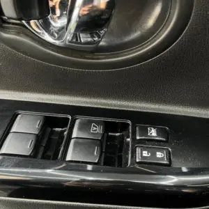 NISSAN MARCH SENSE MT 1.6CC 2022: imagen 11