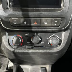 RENAULT KWID ZEN MT 1.0CC 2023: imagen 11