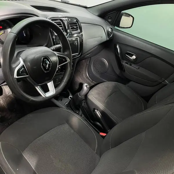 RENAULT LOGAN LIFE + MT 1.6CC 2023