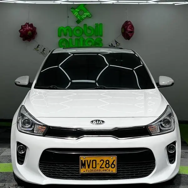 KIA RIO ZENITH MT 1.4CC 2020