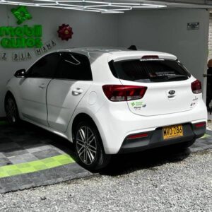KIA RIO ZENITH MT 1.4CC 2020: imagen 9
