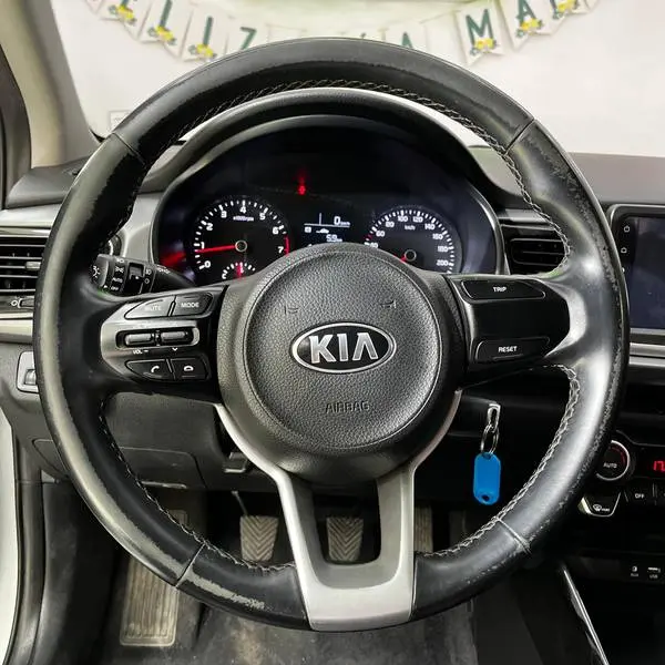 KIA RIO ZENITH MT 1.4CC 2020