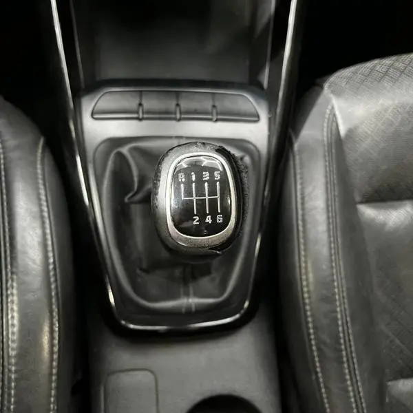 KIA RIO ZENITH MT 1.4CC 2020