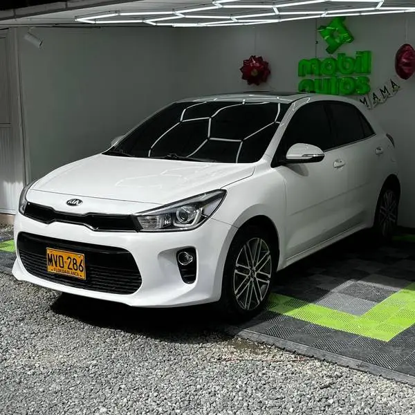 KIA RIO ZENITH MT 1.4CC 2020