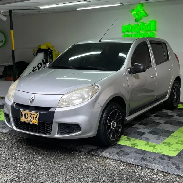 RENAULT SANDERO EXPRESSION MT 1.6CC 2014**