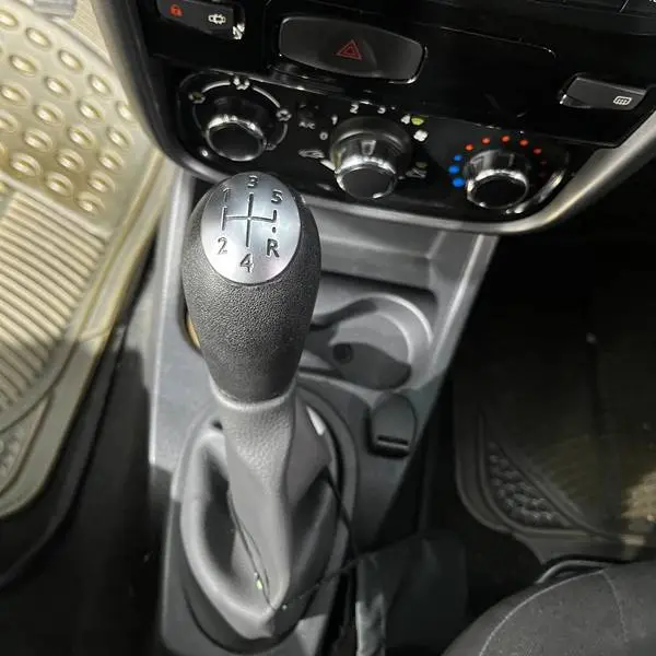 RENAULT SANDERO AUTHENTIQUE MT 1.6CC 2016**