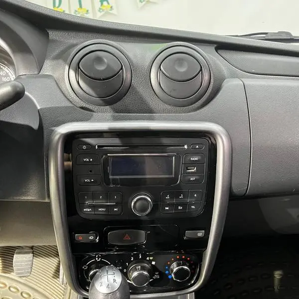 RENAULT SANDERO AUTHENTIQUE MT 1.6CC 2016**