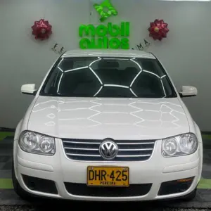 VOLKSWAGEN JETTA TRENDLINE MT 2.0CC 2012**: imagen 2