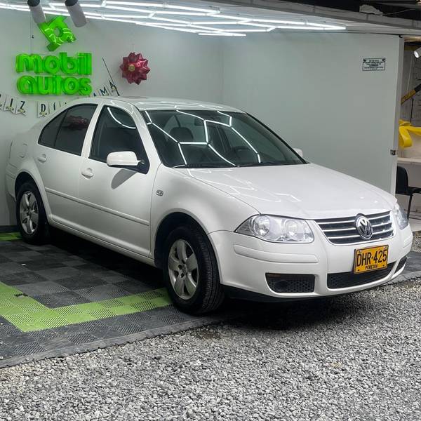 VOLKSWAGEN JETTA TRENDLINE MT 2.0CC 2012**