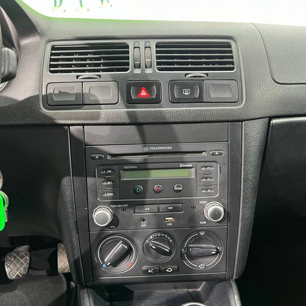 VOLKSWAGEN JETTA TRENDLINE MT 2.0CC 2012**