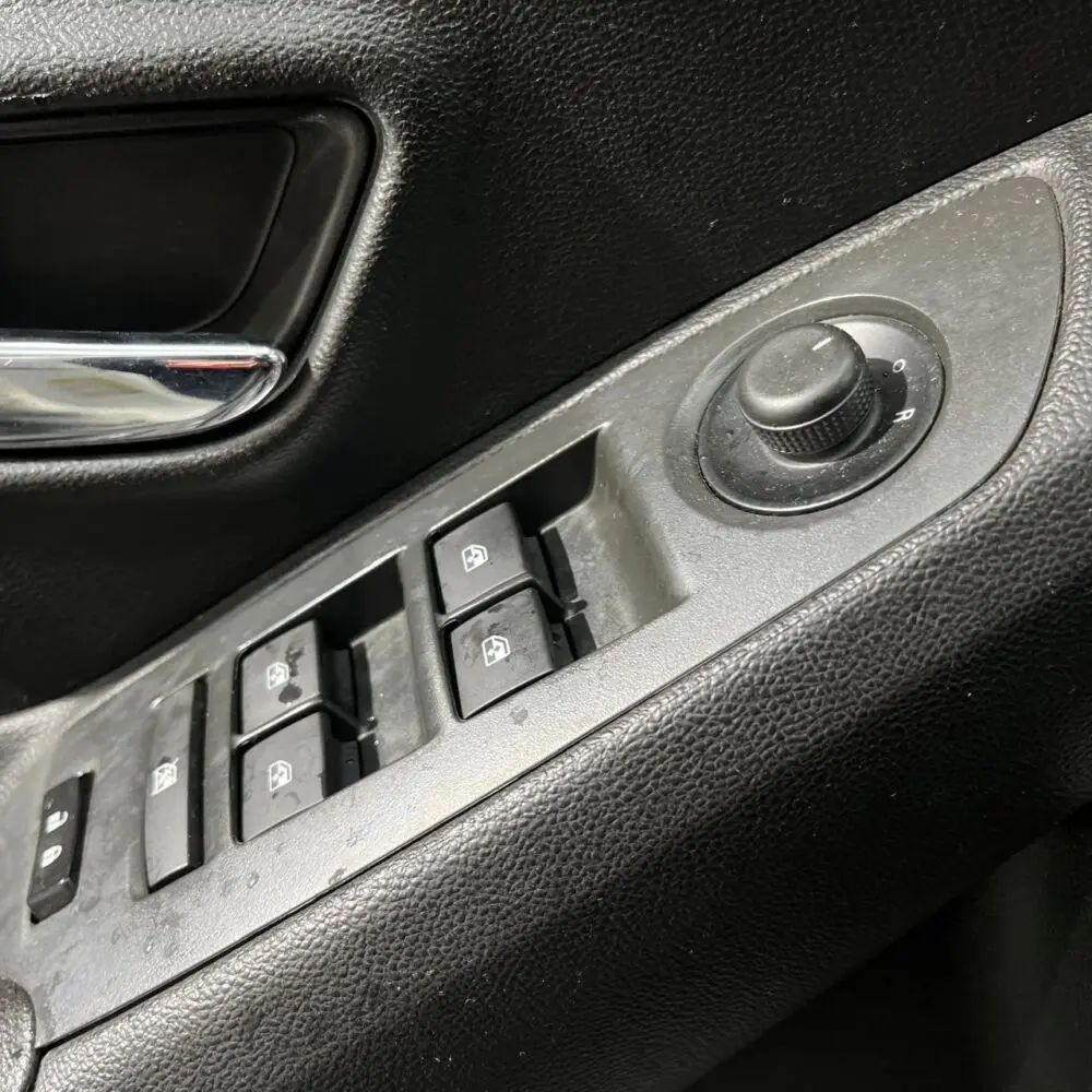 CHEVROLET TRACKER LT TP 1.8CC 4X2 2015**: imagen 11