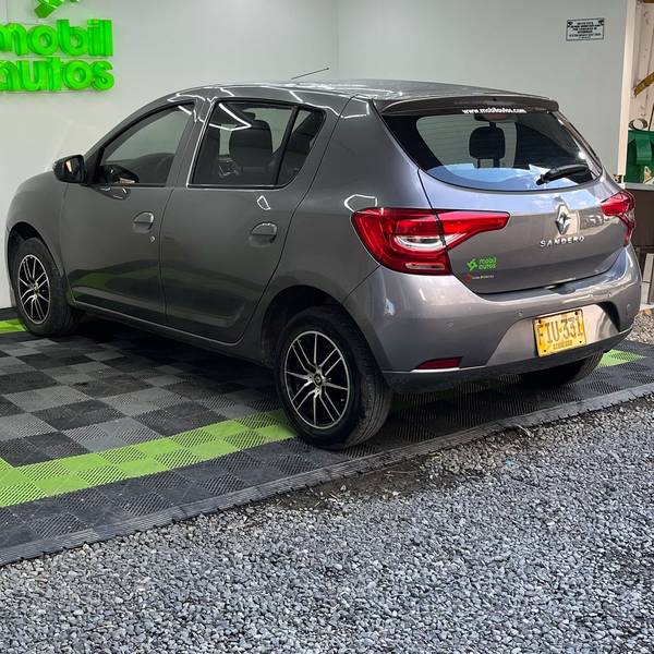 RENAULT SANDERO LIFE + MT 1.6CC 2021