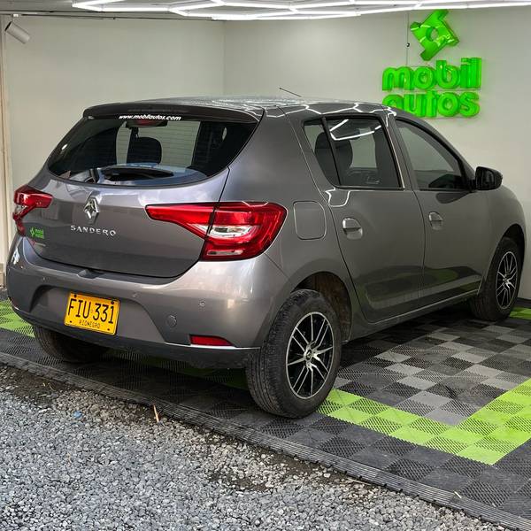 RENAULT SANDERO LIFE + MT 1.6CC 2021