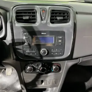 RENAULT LOGAN LIFE MT 1.6CC 2020: imagen 13