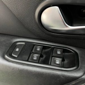 RENAULT STEPWAY ZEN MT 1.6CC 2021: imagen 11