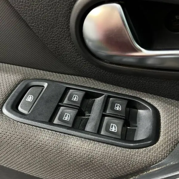 RENAULT SANDERO LIFE + MT 1.6CC 2023