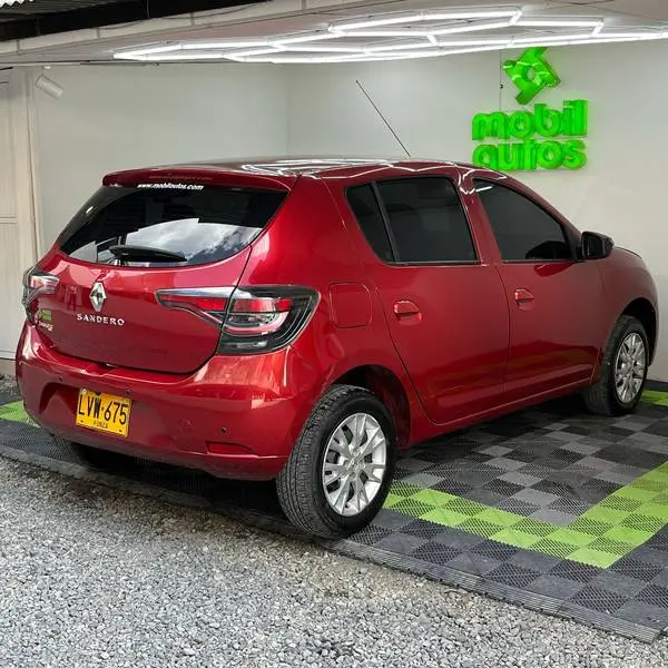 RENAULT SANDERO LIFE + MT 1.6CC 2023