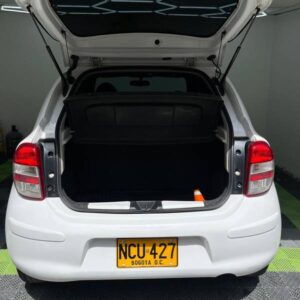 NISSAN MARCH SR AT 1.6CC 2013**: imagen 18