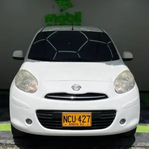 NISSAN MARCH SR AT 1.6CC 2013**: imagen 2