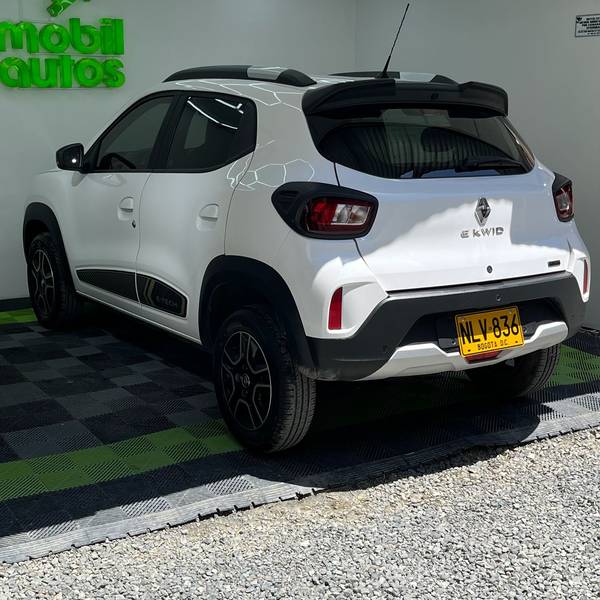 RENAULT KWID E-TECH INTENS AT 27KW 2024