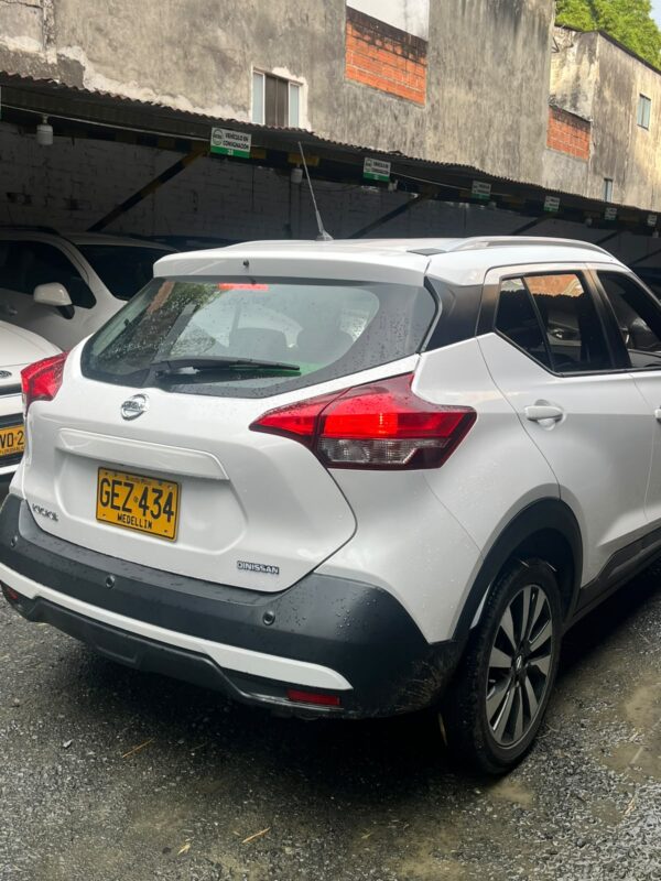 NISSAN KICKS EXCLUSIVE TP 1600CC 2020***