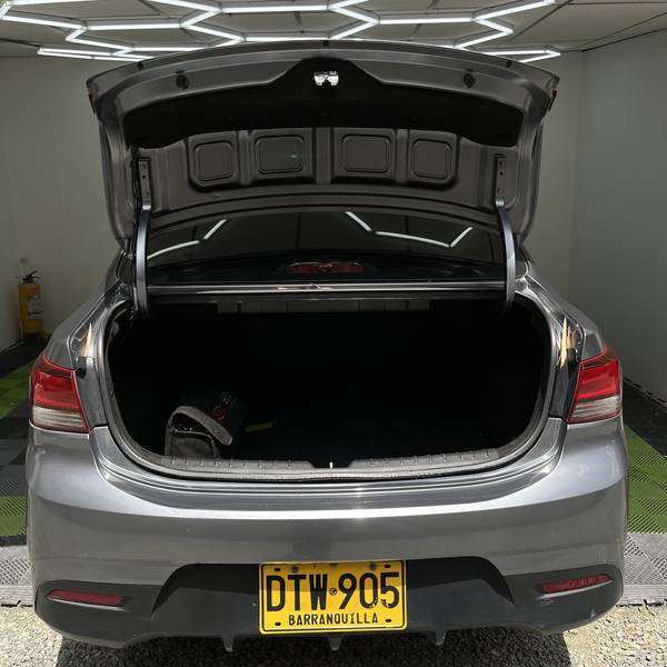 KIA RIO VIBRANT TP 1.4CC 2018