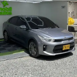KIA RIO VIBRANT TP 1.4CC 2018: imagen 3
