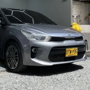 KIA RIO VIBRANT TP 1.4CC 2018: imagen 5