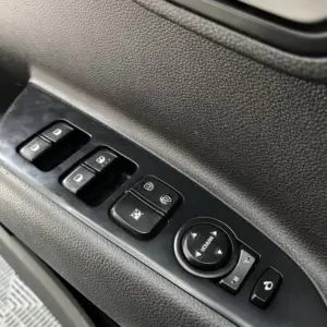 KIA RIO VIBRANT TP 1.4CC 2018: imagen 11