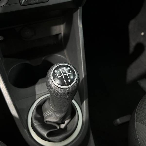 VOLKSWAGEN VOYAGE TRENDLINE MT 1.6CC 2019
