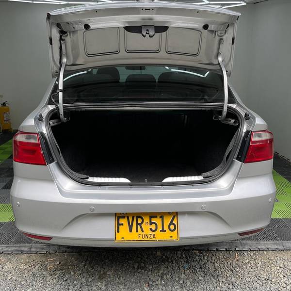 VOLKSWAGEN VOYAGE TRENDLINE MT 1.6CC 2019
