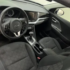 KIA NIRO EMOTION TP 1.6CC 2020: imagen 15