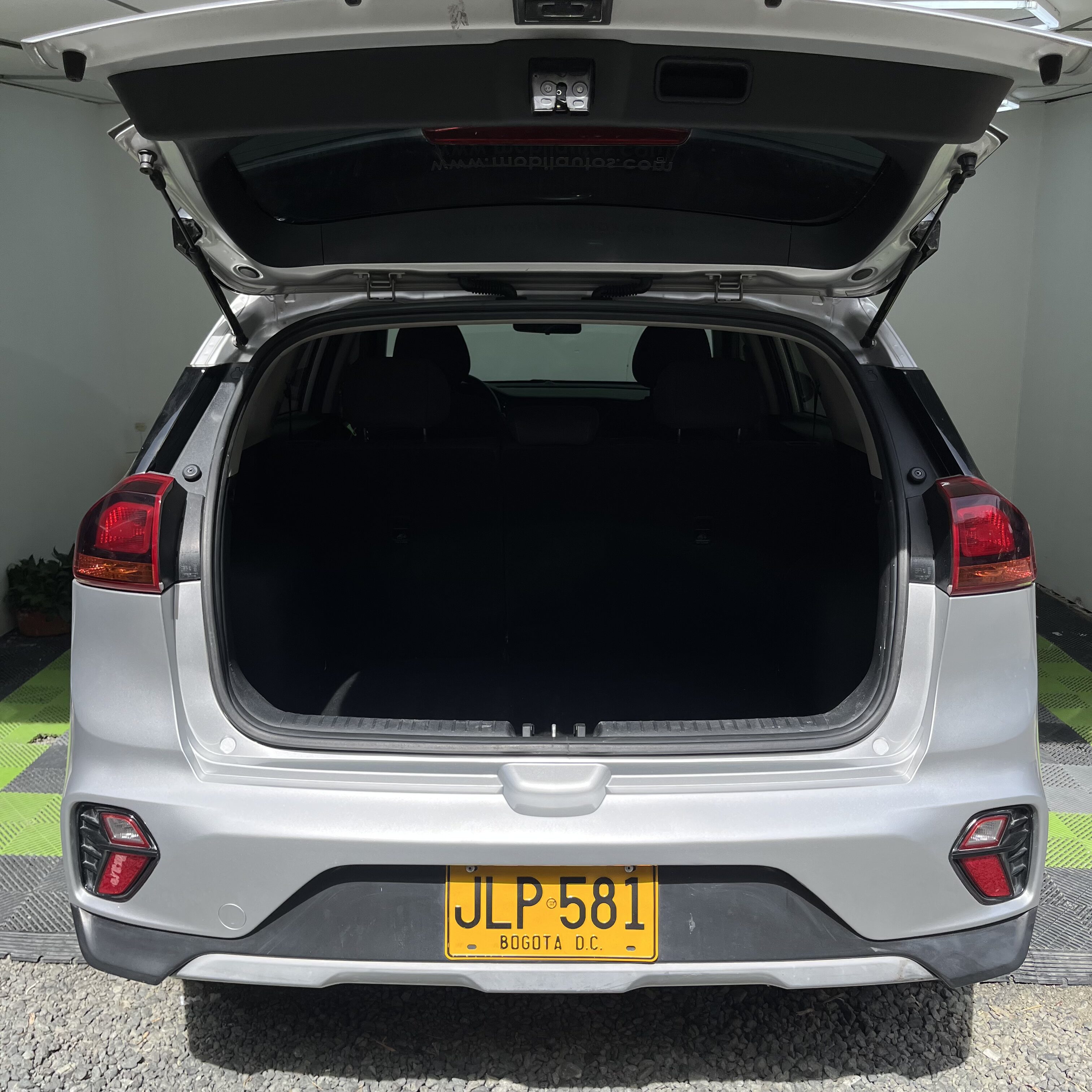 KIA NIRO EMOTION TP 1.6CC 2020: imagen 19