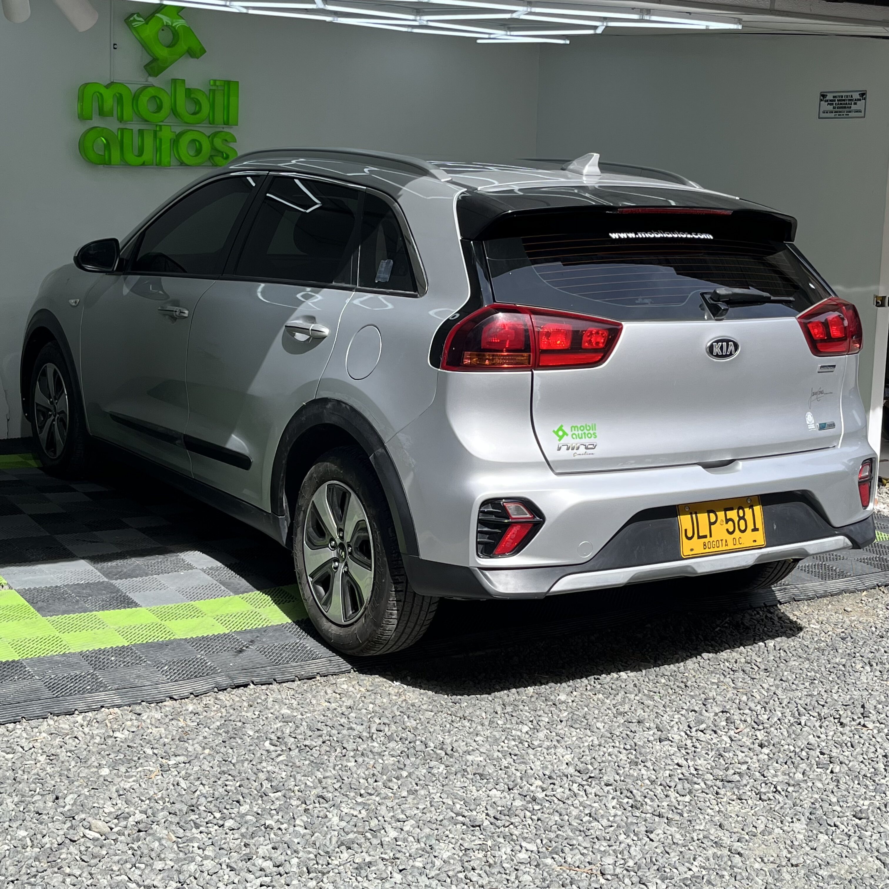 KIA NIRO EMOTION TP 1.6CC 2020: imagen 9