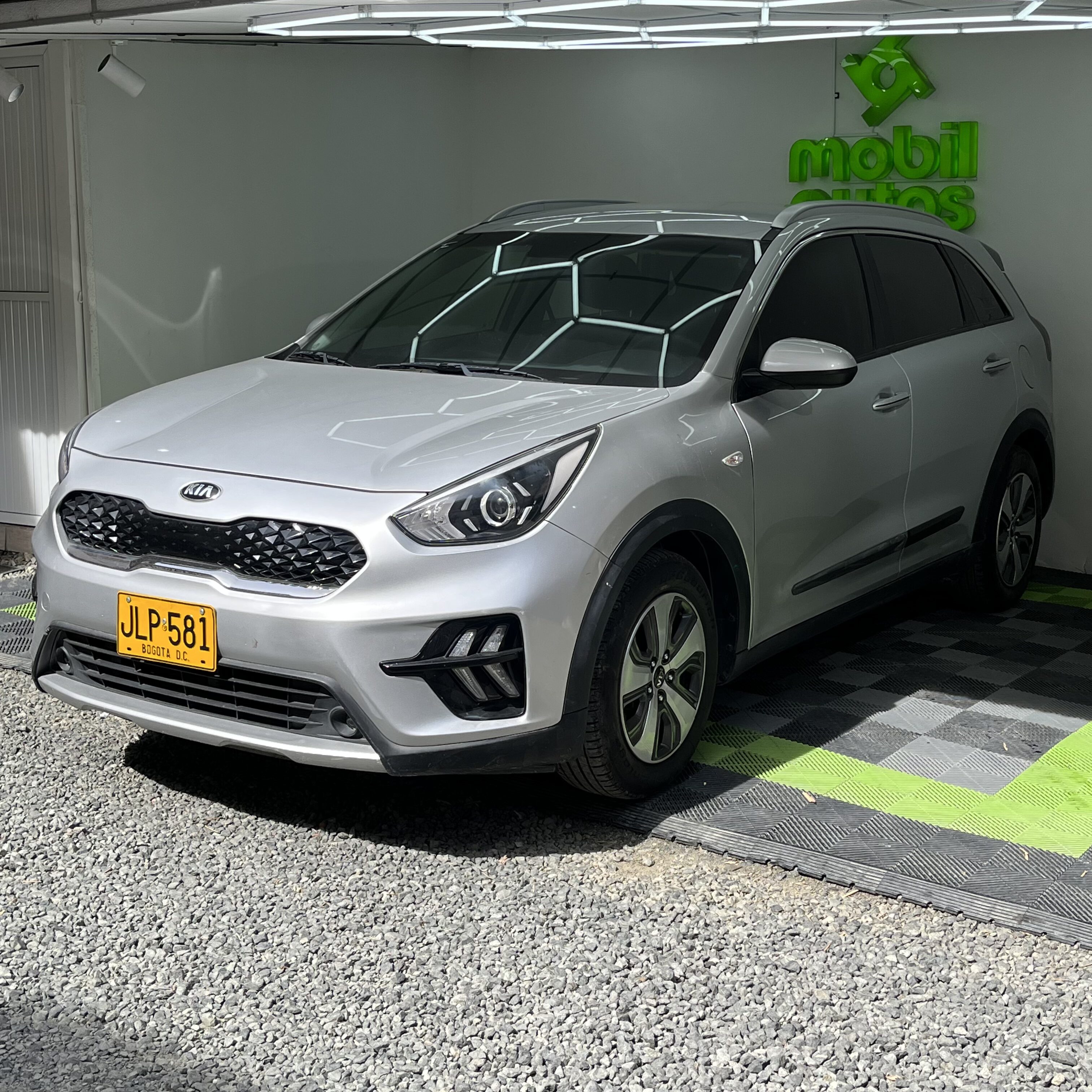 KIA NIRO EMOTION TP 1.6CC 2020: imagen 1