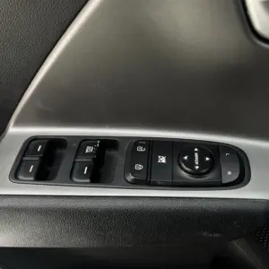 KIA NIRO EMOTION TP 1.6CC 2020: imagen 11