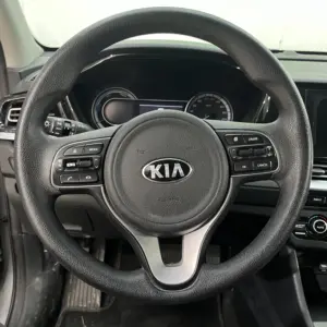 KIA NIRO EMOTION TP 1.6CC 2020: imagen 12