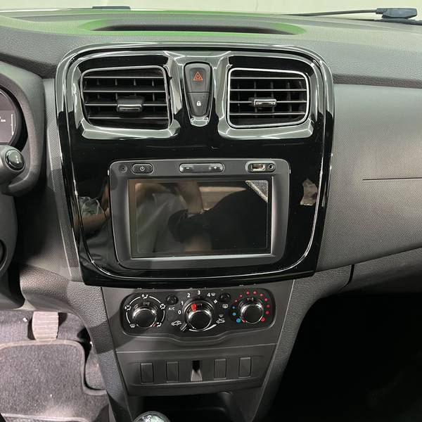 RENAULT SANDERO LIFE + MT 1.6CC 2020