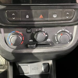 RENAULT KWID ZEN MT 1.0CC 2024: imagen 11