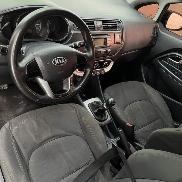 KIA RIO SPICE 1.2 MT 1.2CC 2015