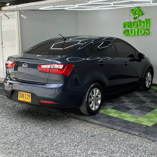 KIA RIO SPICE 1.2 MT 1.2CC 2015